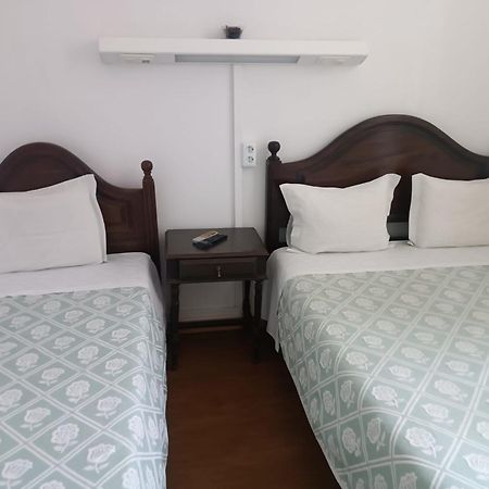 Отель Pensao Residencial Estrela Do Mondego Лиссабон Экстерьер фото
